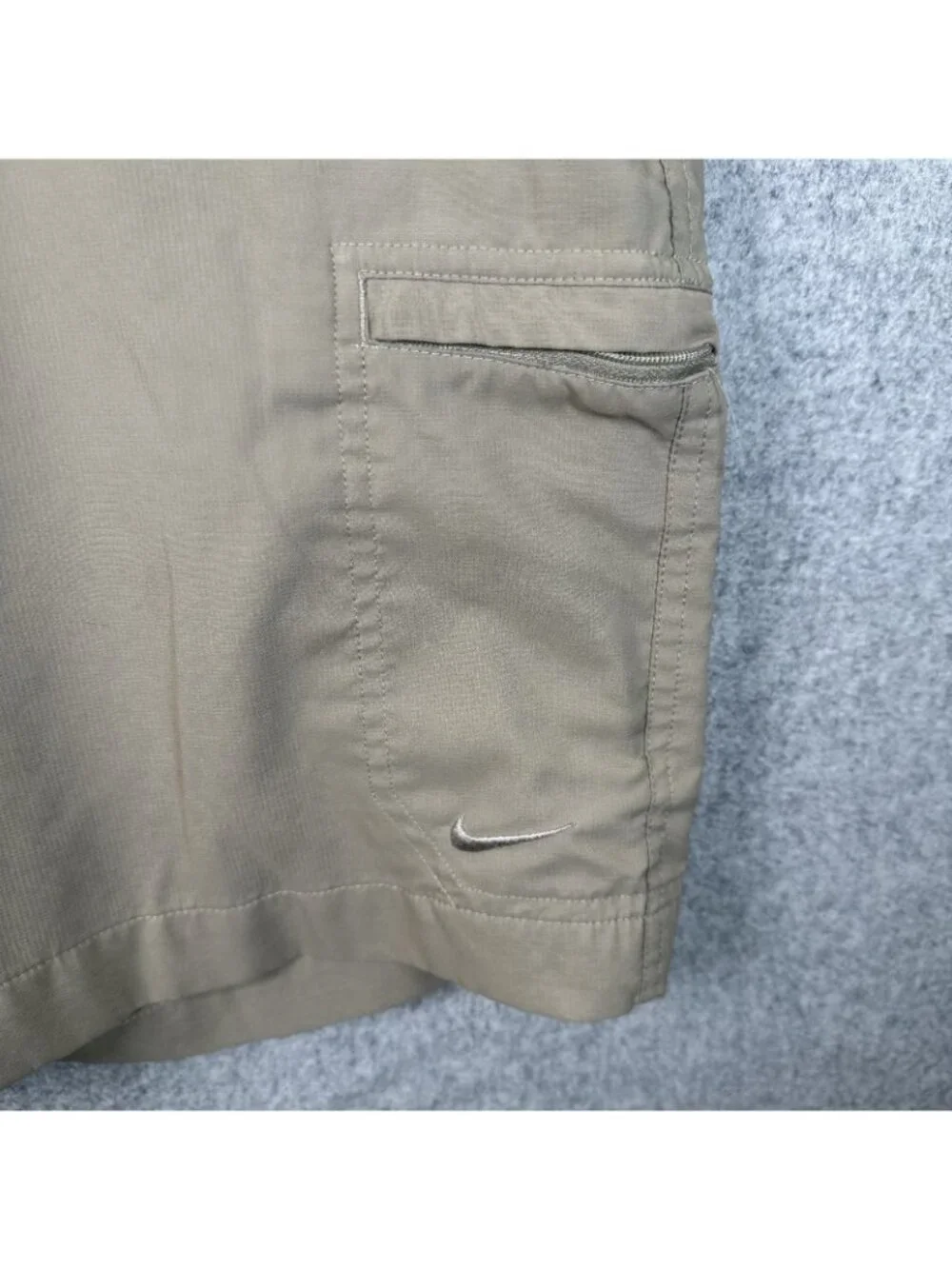 Nike Golf Size 38 Mens Shorts Beige Lightweight‎ Thin Dri-Fit Flat Front Stretch